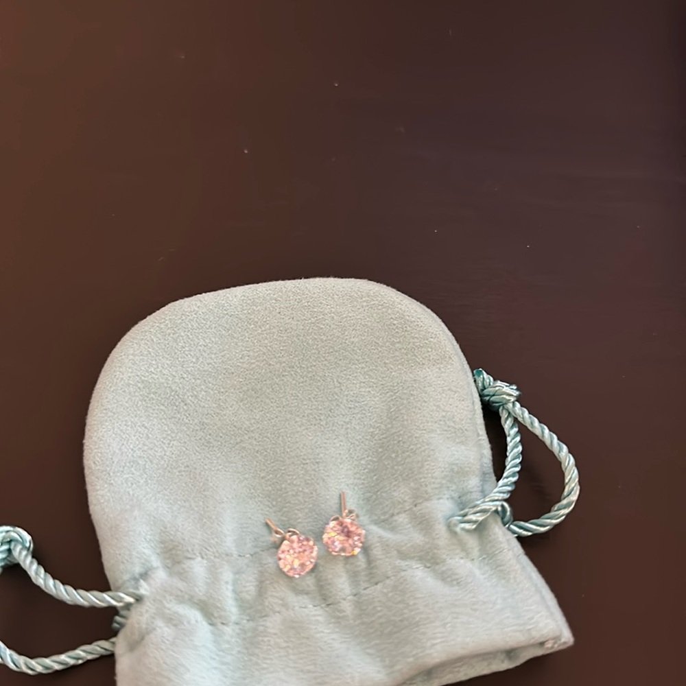 Women’s Earrings